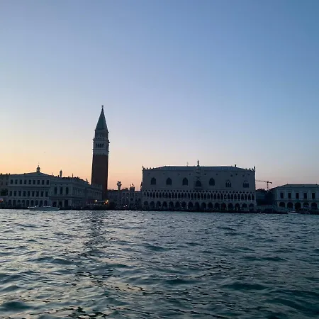 Ca' Luciano A *